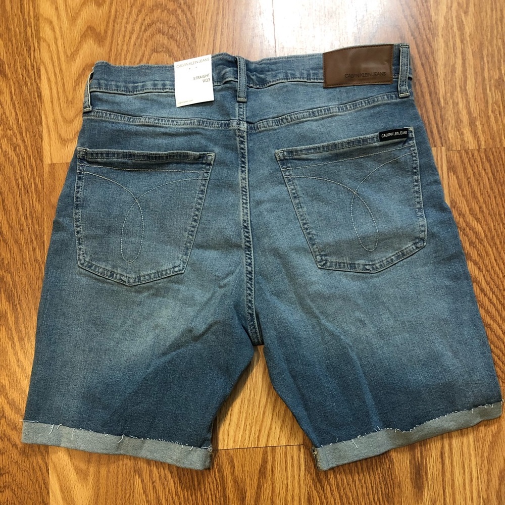 Calvin Klein Jean shorts - Picture 2 of 2